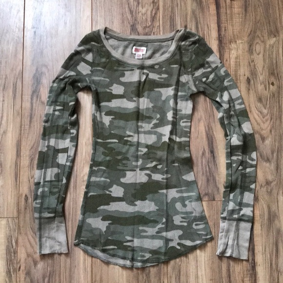 mossimo long sleeve thermal